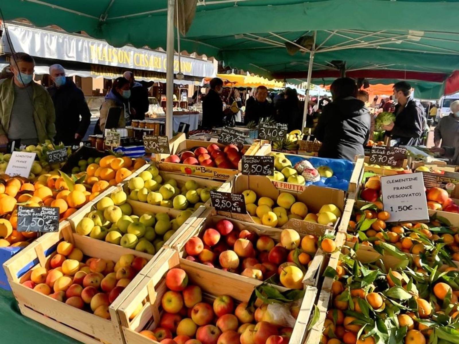 Le marché central d'Ajaccio
